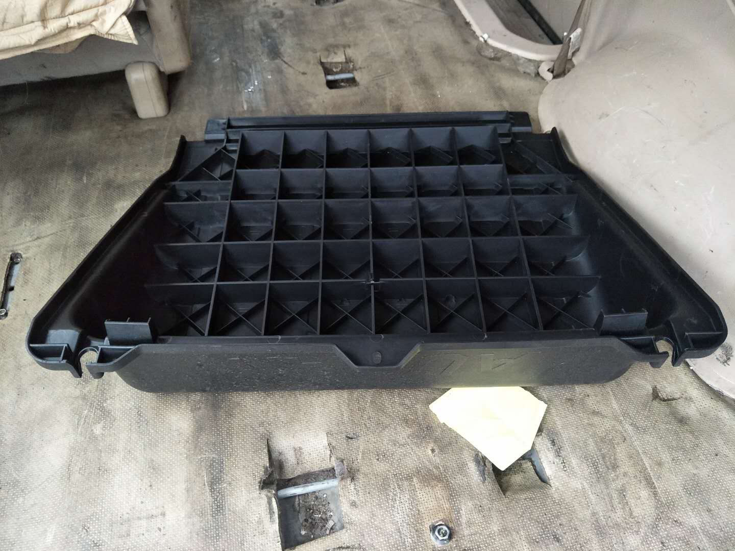H0130410800A0A2271.2.jpg