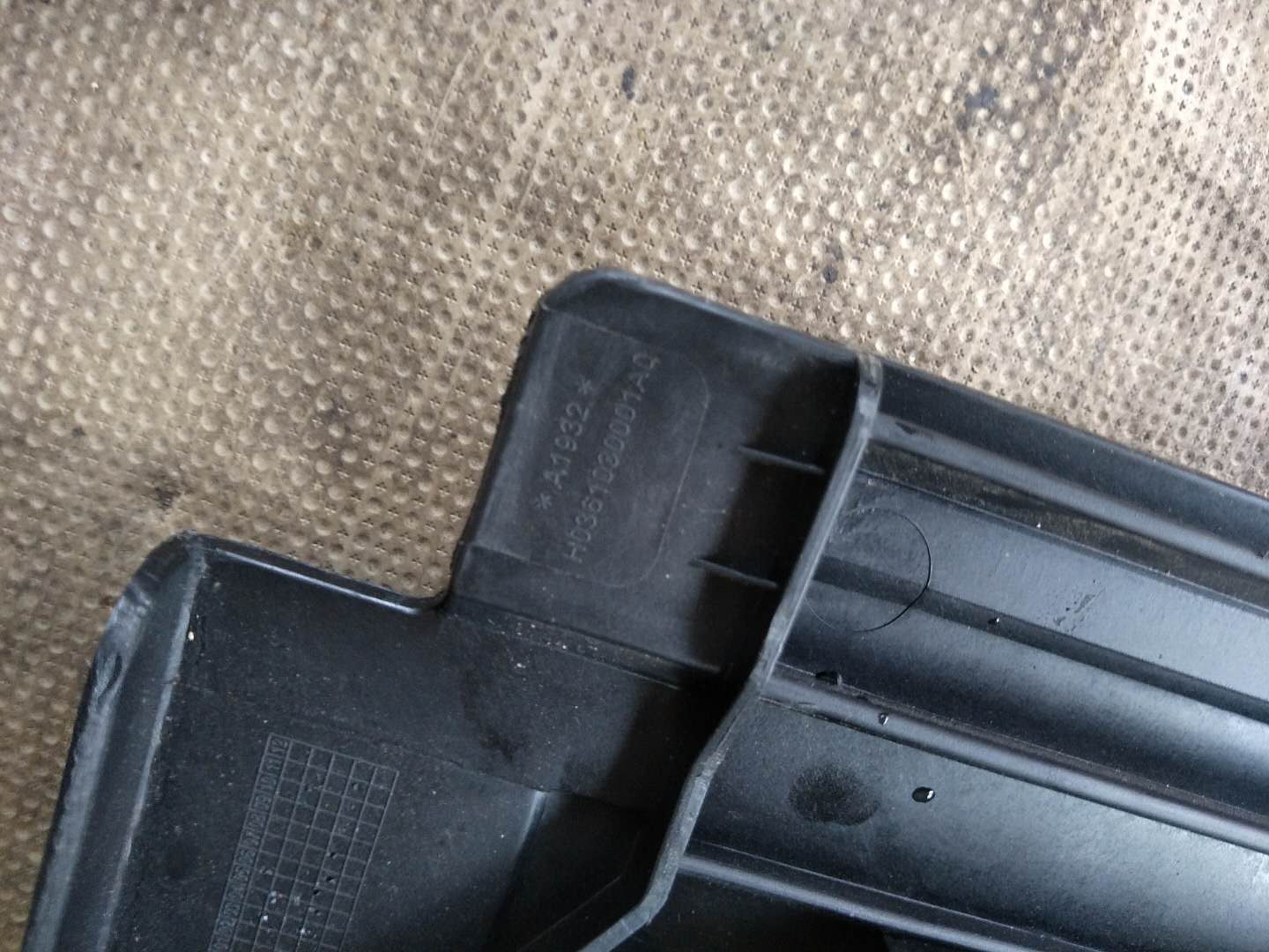 H0130410800A0A2271.4.jpg